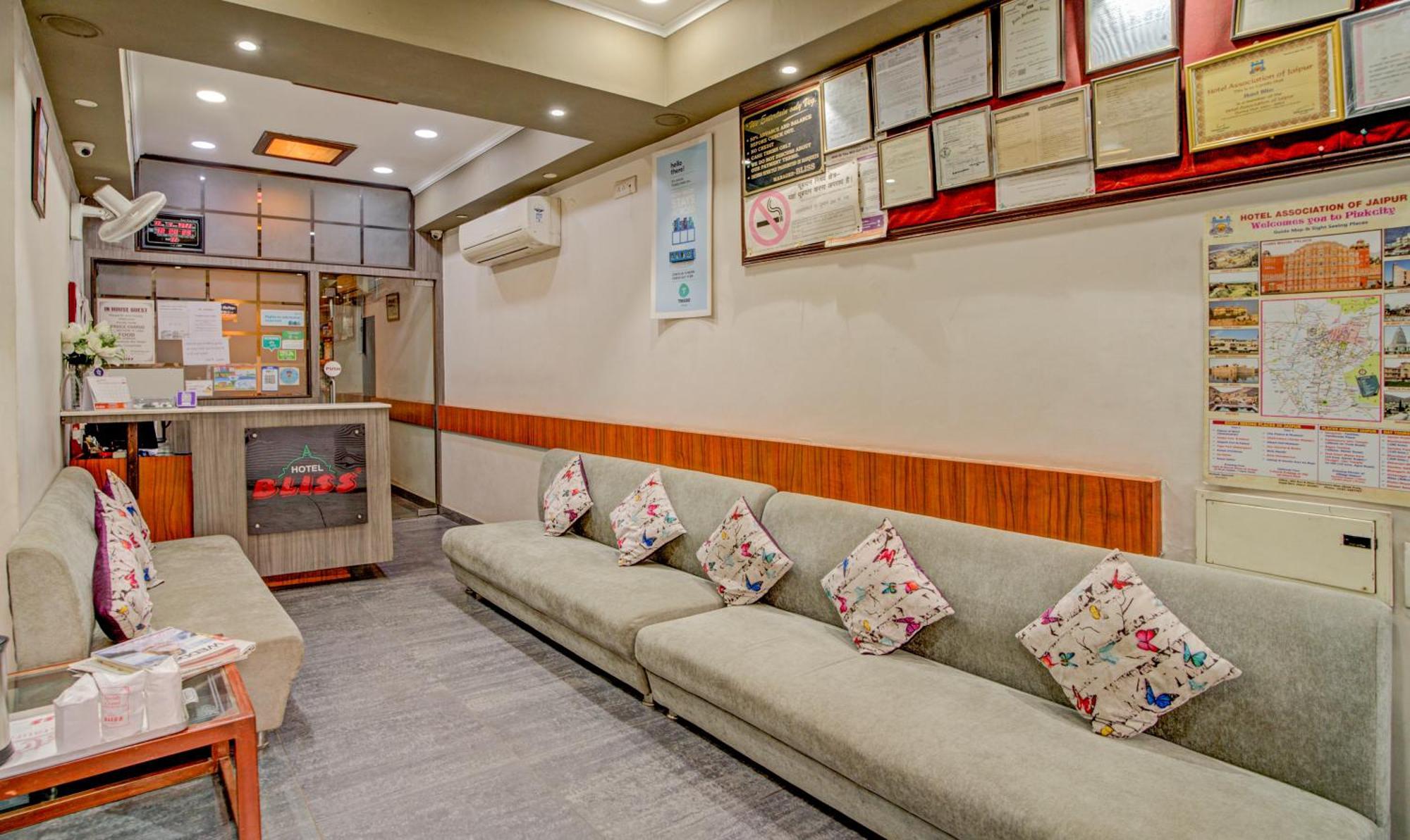 Treebo Bliss Hotel Jaipur Luaran gambar